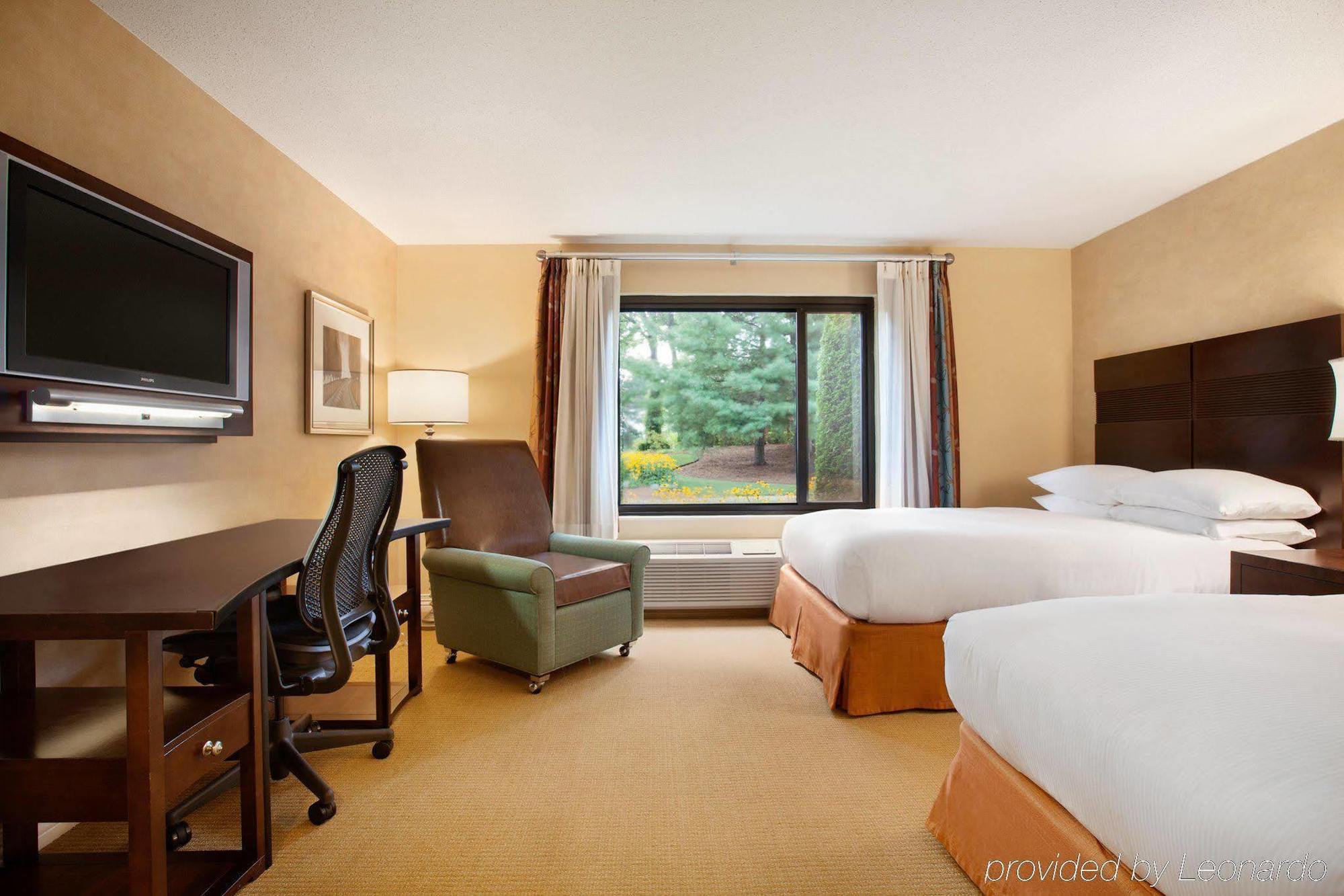 Doubletree By Hilton Hotel Boston - Bedford Glen Exterior foto