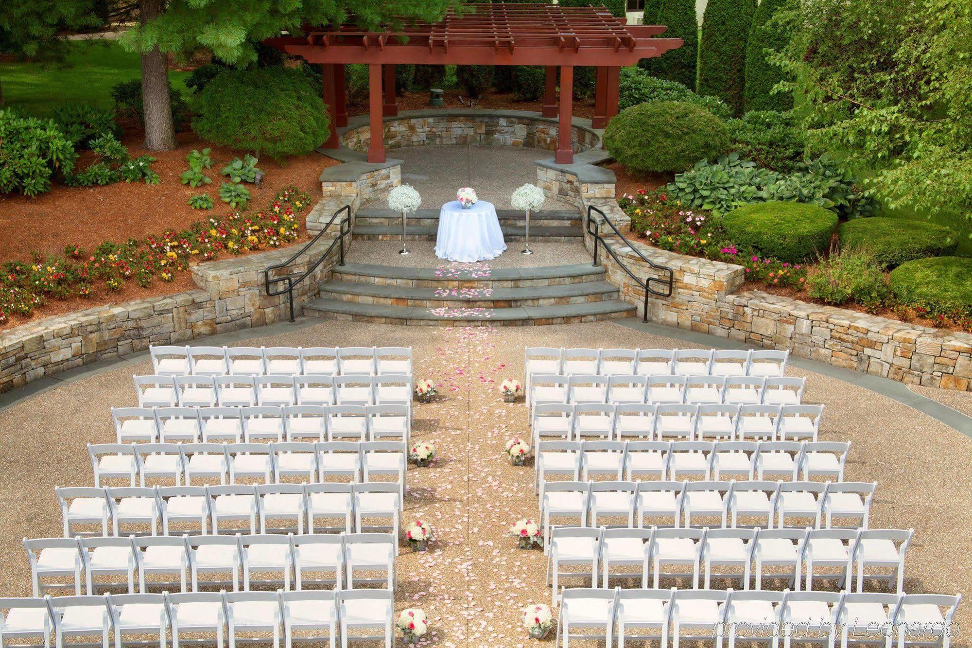 Doubletree By Hilton Hotel Boston - Bedford Glen Exterior foto