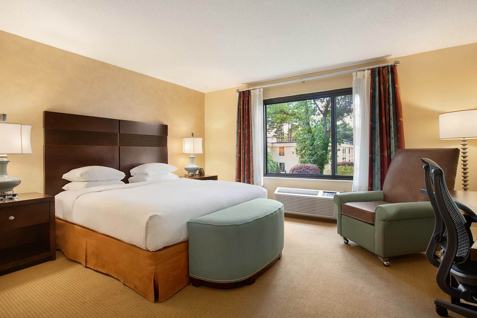 Doubletree By Hilton Hotel Boston - Bedford Glen Exterior foto